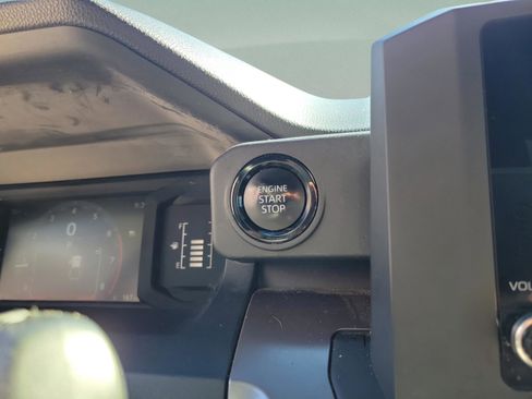 Used 2024 Toyota Tacoma SR5 RWD image 15