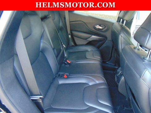 Used 2020 Jeep Cherokee Latitude Plus w/ Comfort/Convenience Group image 39