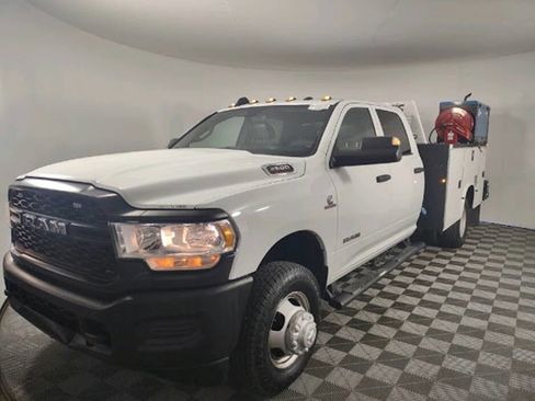 Used 2022 RAM 3500 Tradesman w/ Max Tow Package image 3