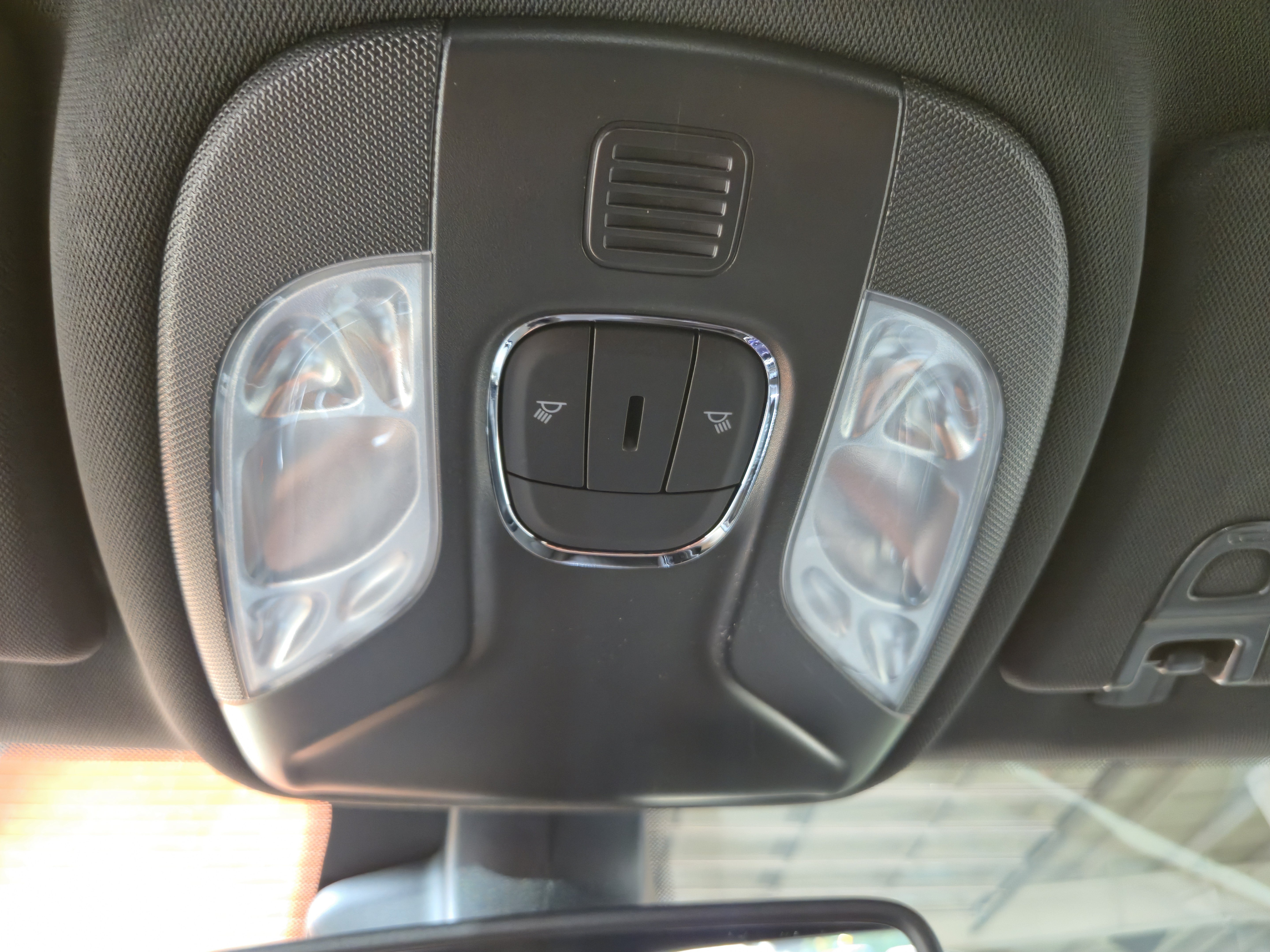 Used 2023 Jeep Compass Limited AWD/4WD image 17