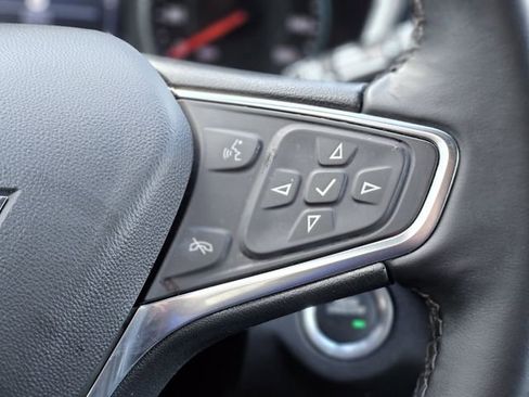 Used 2024 Chevrolet Equinox LT image 18