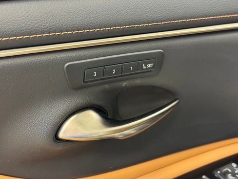 Used 2022 Lexus ES 350 w/ Premium Package FWD image 9