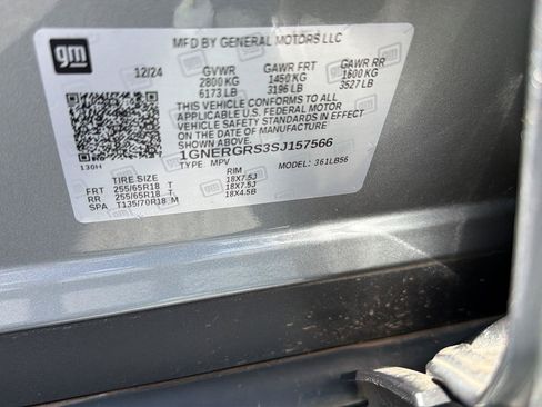 Used 2025 Chevrolet Traverse LT FWD image 43