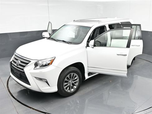 Used 2016 Lexus GX 460 Luxury image 39