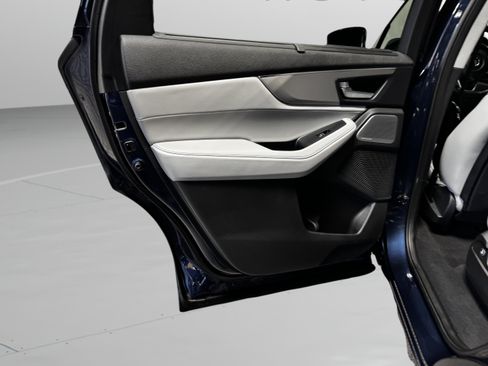 Certified 2026 Acura MDX SH-AWD w/ Technology Package image 14