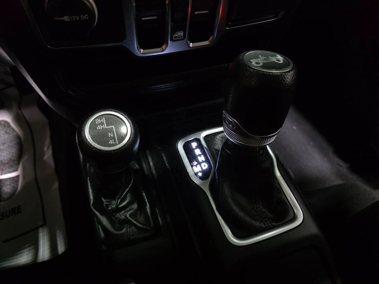 Used 2018 Jeep Wrangler Unlimited Sport S AWD/4WD image 33