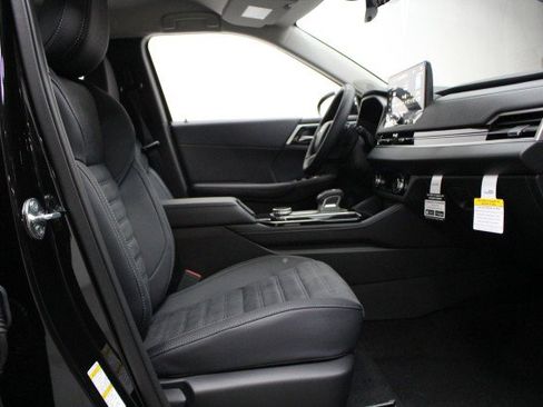 New 2026 Mitsubishi Outlander SE image 18