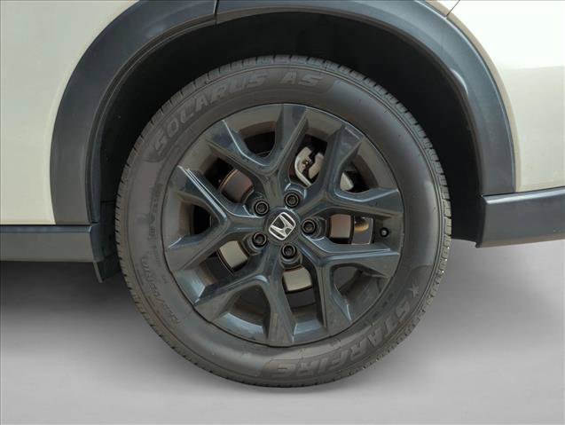 Certified 2025 Honda HR-V Sport image 13