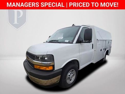 New 2025 Chevrolet Express 3500 w/ Power Convenience Package image 11
