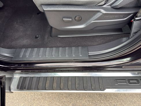 Used 2024 Ford F150 XLT AWD/4WD image 16