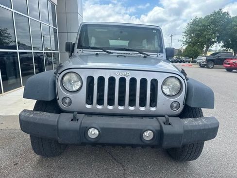 Used 2014 Jeep Wrangler Unlimited Sport AWD/4WD image 2