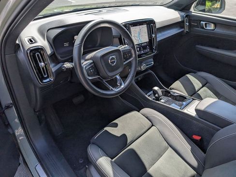Used 2023 Volvo XC40 Recharge Ultimate AWD/4WD image 8