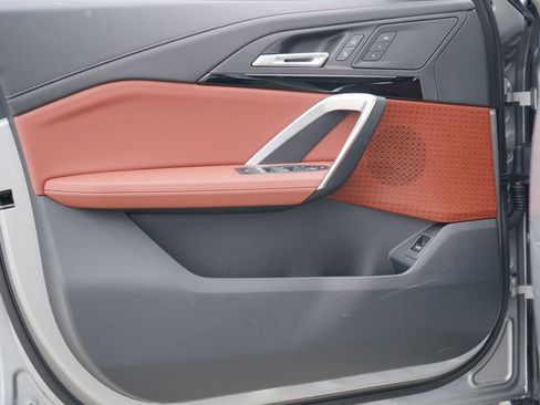 New 2026 BMW X1 xDrive28i w/ Convenience Package image 8