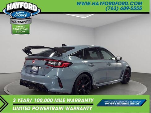 Used 2024 Honda Civic Type R image 3