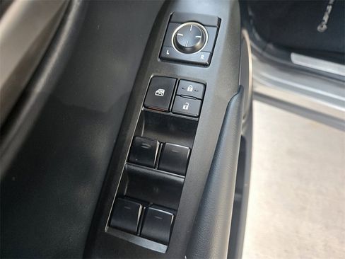 Used 2017 Lexus NX 200t FWD image 34