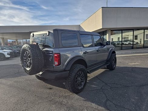 New 2025 Ford Bronco 4-Door image 6
