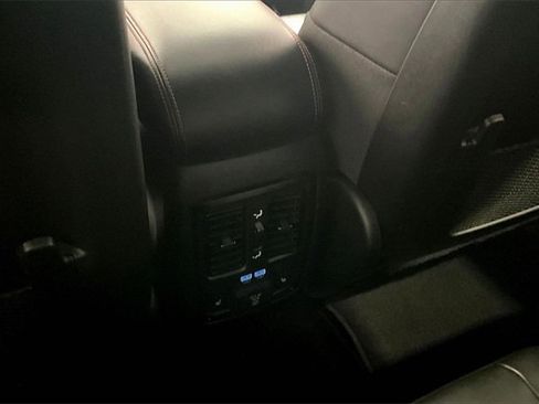 Used 2025 Dodge Durango R/T image 10