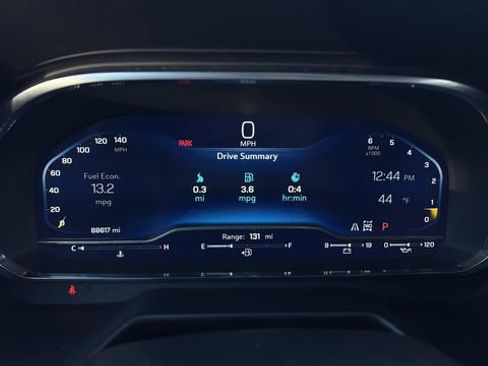 Used 2022 Chevrolet Suburban Z71 w/ Z71 Off-Road Package image 12