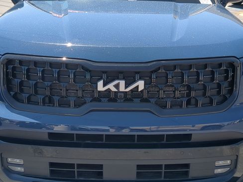 Certified 2024 Kia Telluride SX Prestige X-Line AWD/4WD image 9