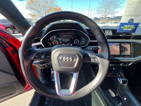 Used 2022 Audi Q3 2.0T Premium Plus w/ Premium Plus Package image 40