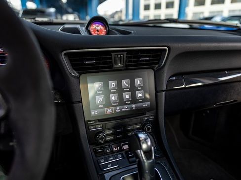 Used 2018 Porsche 911 GT3 image 27