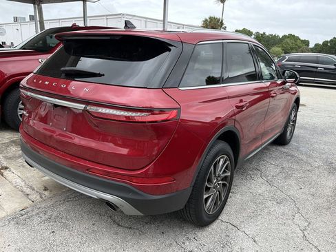 Used 2021 Lincoln Corsair AWD w/ Equipment Group 101A image 9