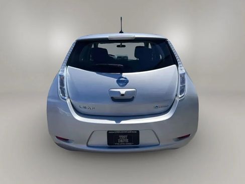 Used 2014 Nissan Leaf S FWD image 6