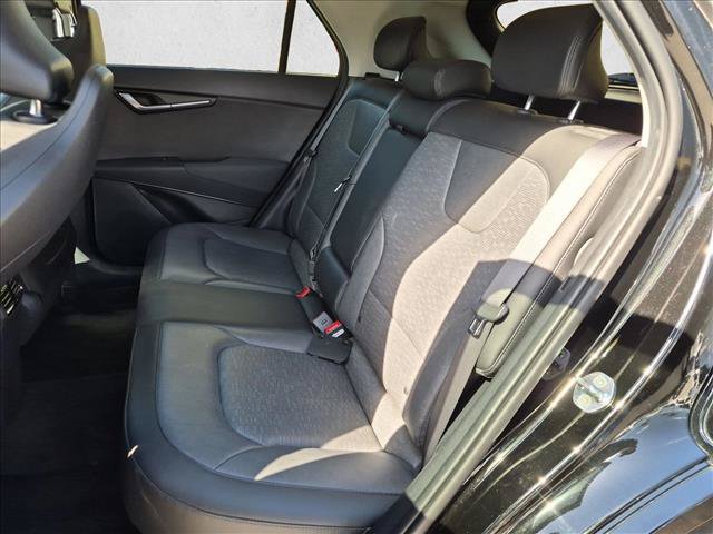 Used 2023 Kia Niro SX Touring FWD image 20