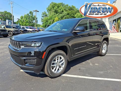 New 2026 Jeep Grand Cherokee Laredo X AWD/4WD image 1