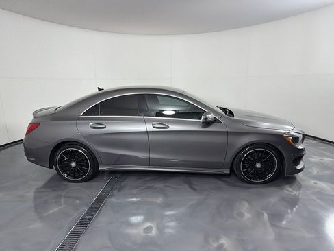 Used 2015 Mercedes-Benz CLA 250 image 4