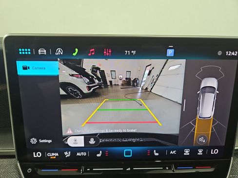New 2026 Volkswagen Tiguan S AWD/4WD image 19