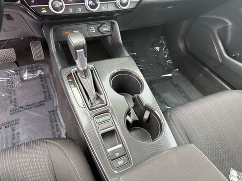 Used 2024 Honda Civic EX image 25