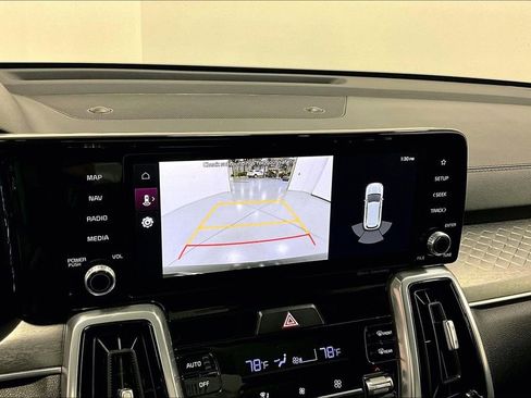 Used 2023 Kia Sorento SX image 30