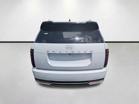 New 2026 Hyundai Palisade Calligraphy FWD image 5