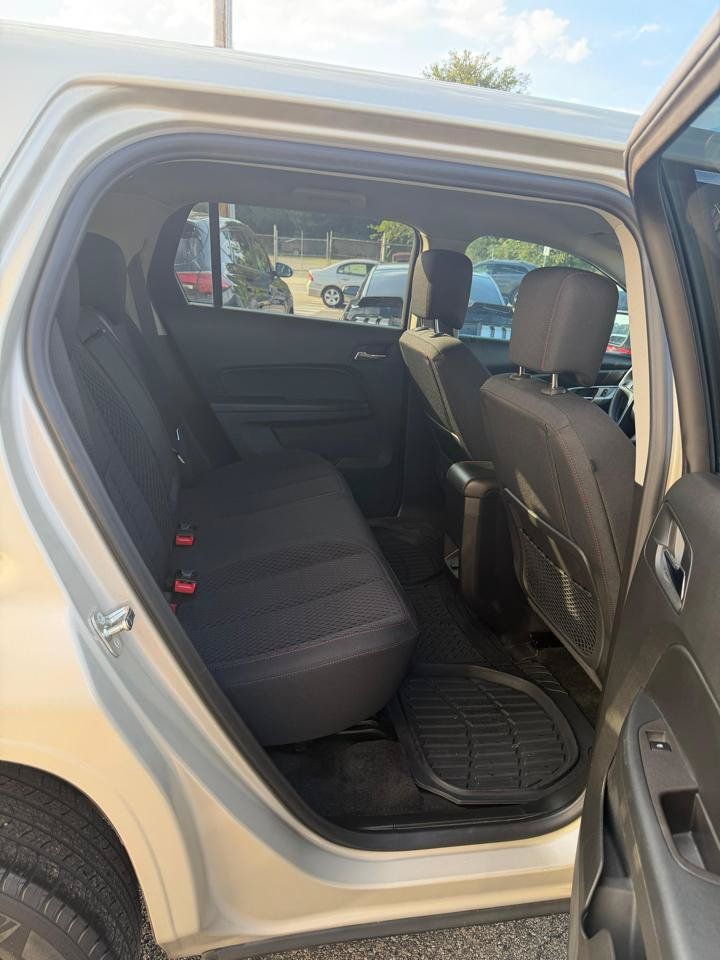 Used 2015 GMC Terrain SLE FWD image 21