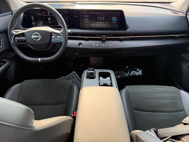 Used 2024 Nissan Ariya FWD image 16