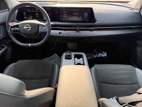 Used 2024 Nissan Ariya FWD image 16