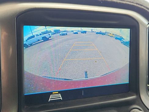 Used 2020 Chevrolet Silverado 1500 LT image 11