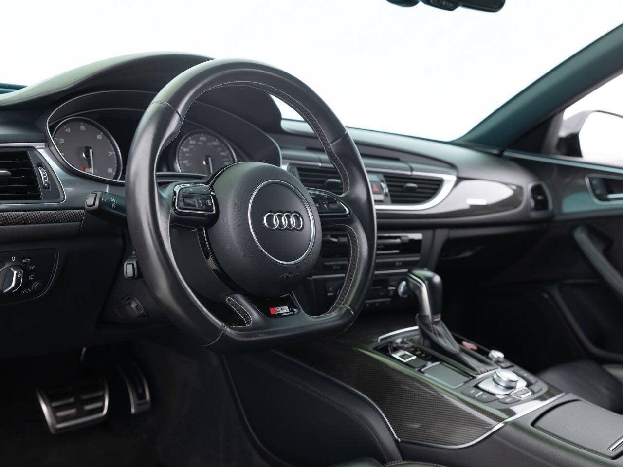 Used 2017 Audi S6 Premium Plus w/ Driver Assistance Package AWD/4WD image 23