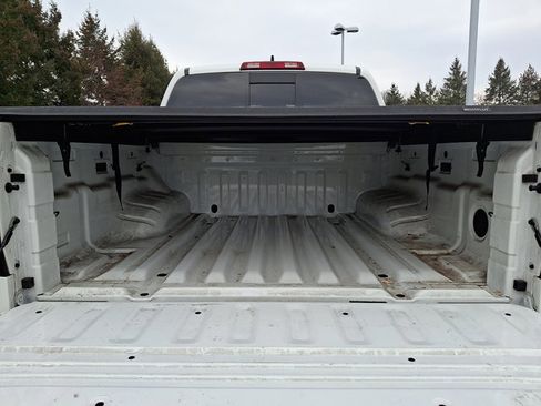 Certified 2023 Nissan Frontier PRO-4X w/ Technology Package image 28