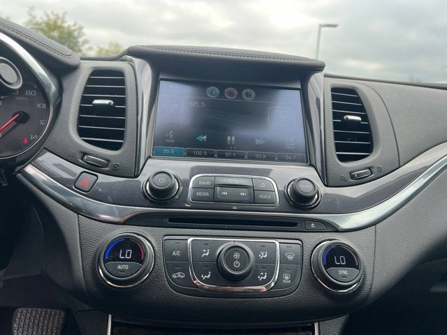 Used 2015 Chevrolet Impala LT w/ Convenience Package FWD image 16