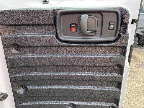 New 2025 Chevrolet Express 2500 w/ Driver Convenience Package image 18