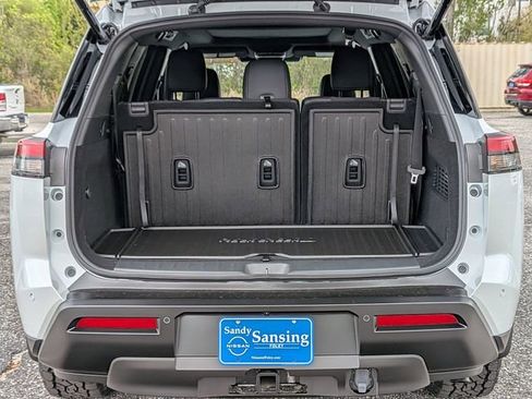 New 2026 Nissan Pathfinder Rock Creek w/ Rock Creek Premium Package AWD/4WD image 26