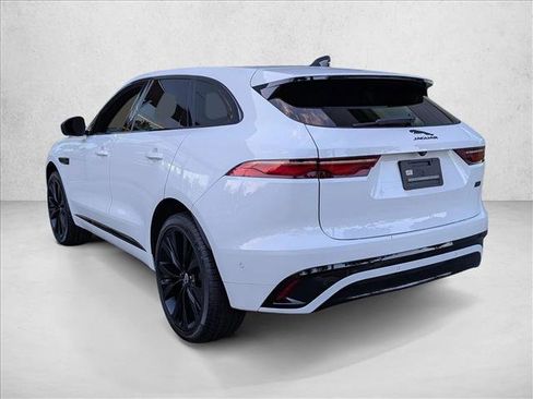 Certified 2026 Jaguar F-PACE R-Dynamic S image 8