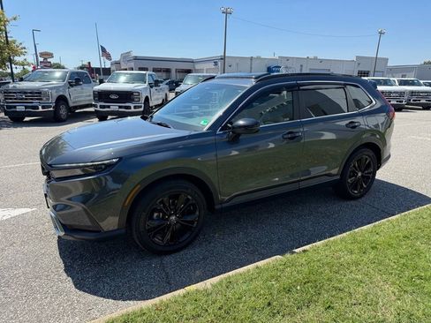 Used 2024 Honda CR-V Sport Touring image 9