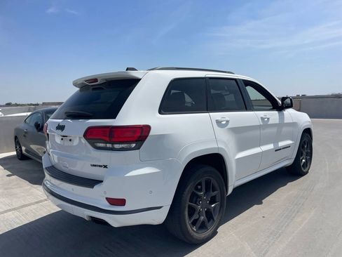 Used 2019 Jeep Grand Cherokee Limited X image 2