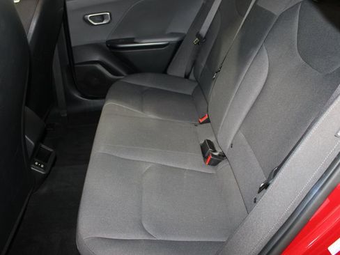 Used 2025 Kia K4 FWD image 21