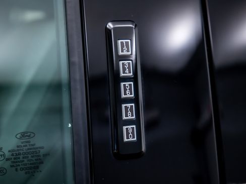 Used 2023 Ford F150 Lightning XLT image 16