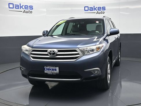Used 2013 Toyota Highlander SE AWD/4WD image 4