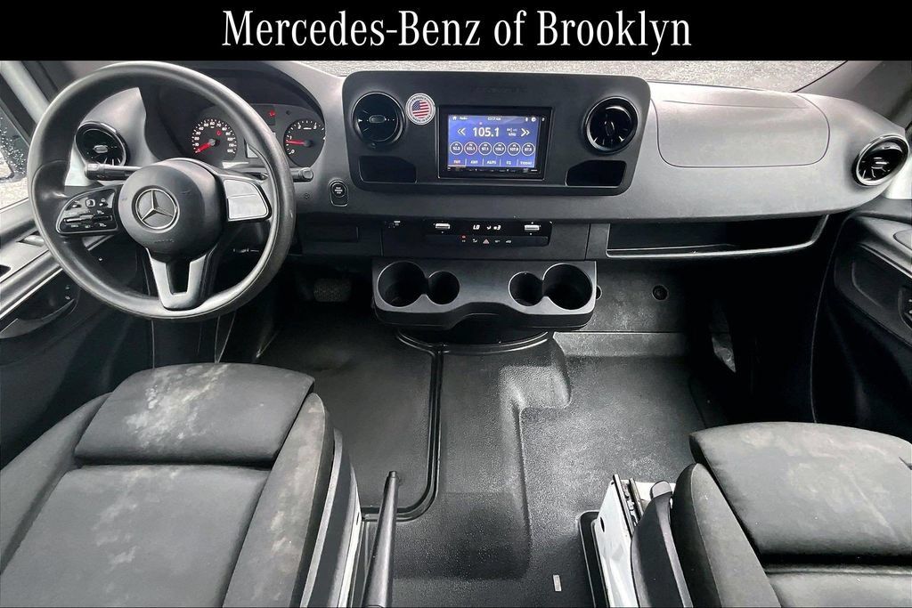 Used 2019 Mercedes-Benz Sprinter 144 image 15
